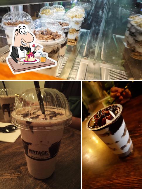 VINTAGE CAFE - KHARAGPUR serves a number of desserts