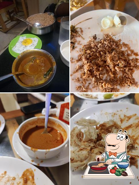 Chicken curry at BITE N EAT DINDIGUL BIRIYANI, CHENNAI