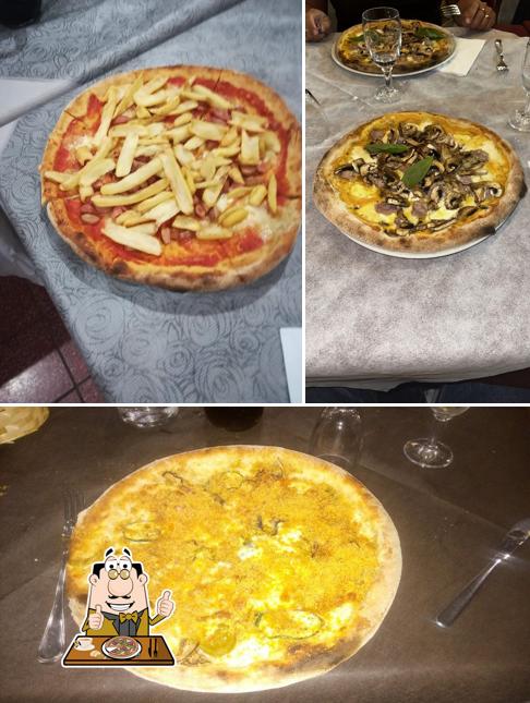 A Feudo Delle Tre Virtù, puoi goderti una bella pizza