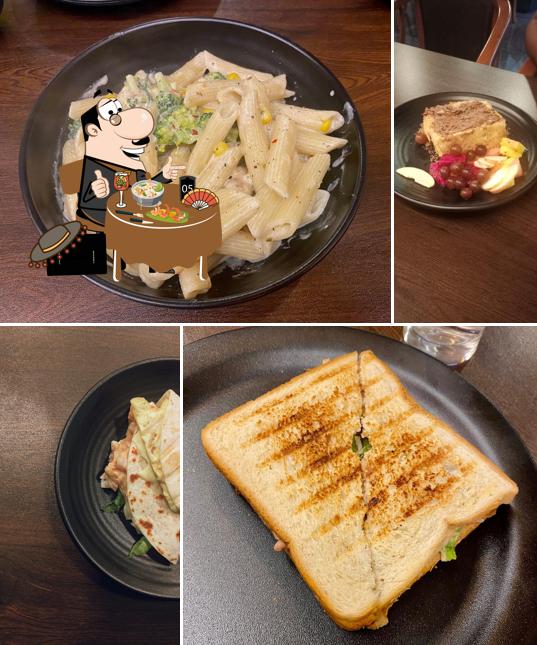 Meals at House of Commons - Toast Cafe