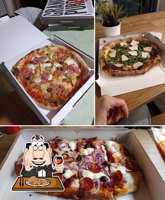 A Grano Puro, puoi provare una bella pizza