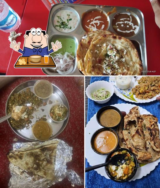 Food at Shree Shyam Ji Ka Chur Chur Naan
