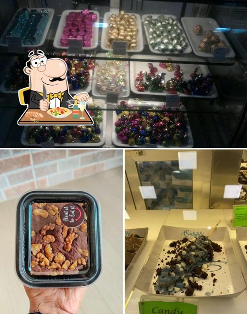 Food at Oasiss Cakes, Chocolates, Icecream Cakes - Ghatkopar