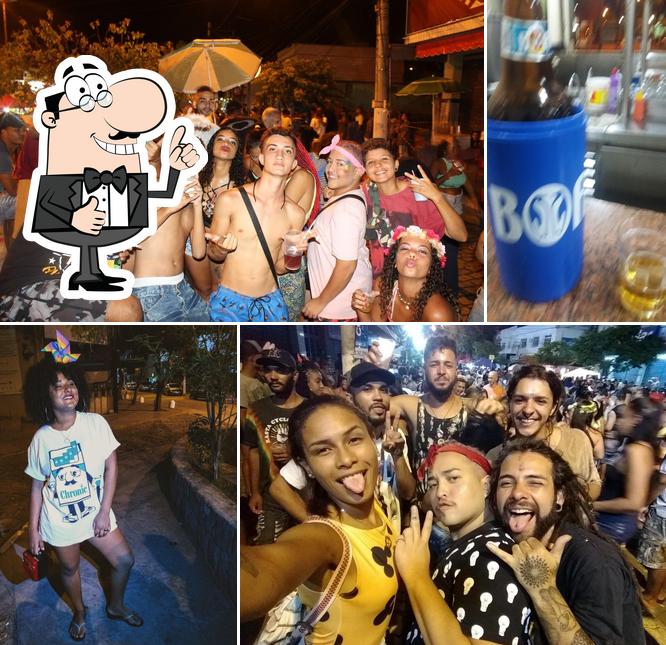 Look at the pic of Bar do Playboy