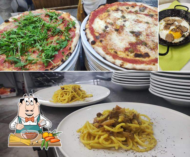 Spaghetti alla bolognese al "Com'Era" ristorante pizzeria e aperitivi