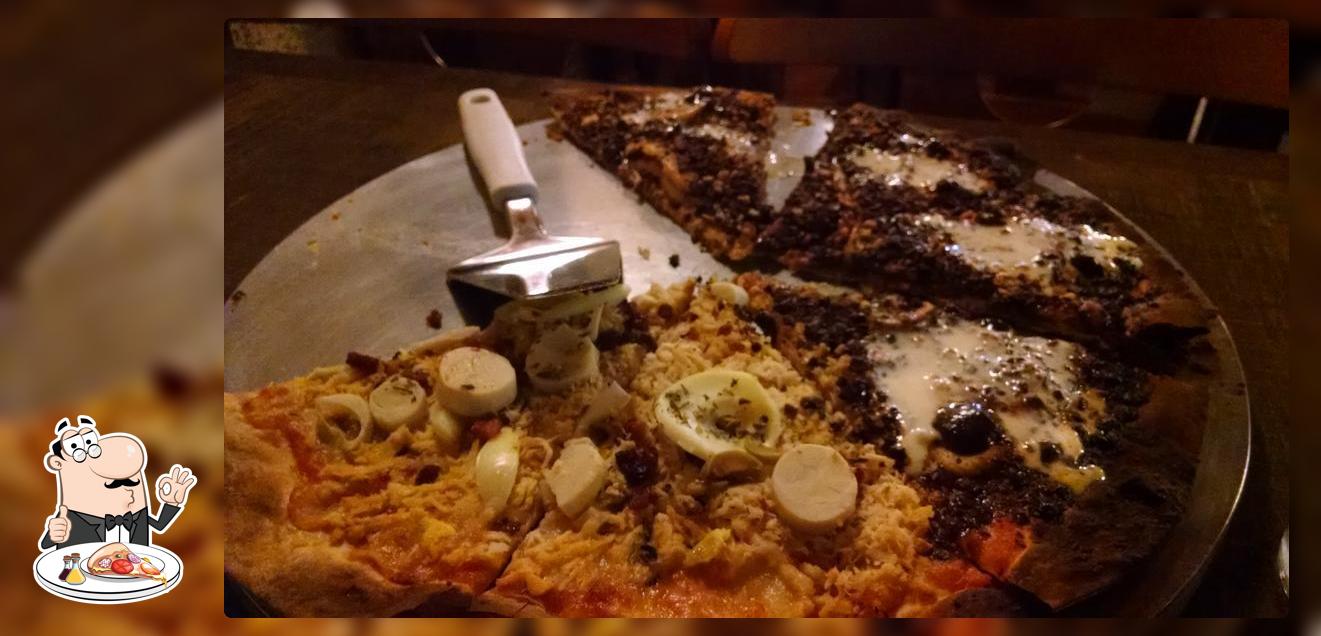D'Mercedes Forno à Lenha