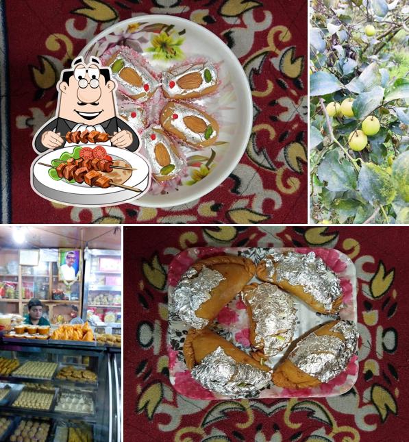 Food at Jagdamba Sweet