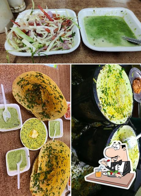 Food at MAHESH DHOSA CENTER