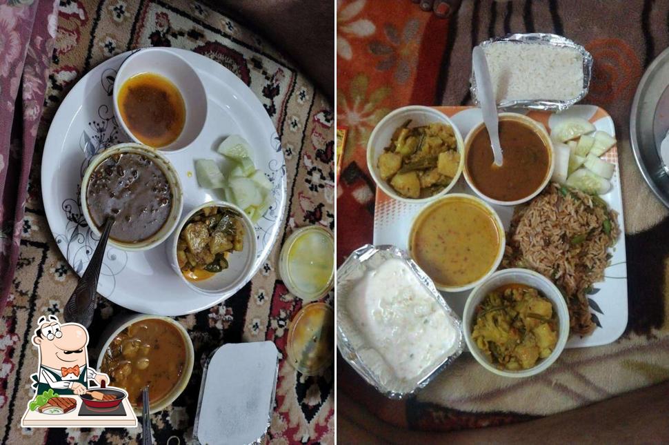 Try out meat dishes at Mommas Kitchen
