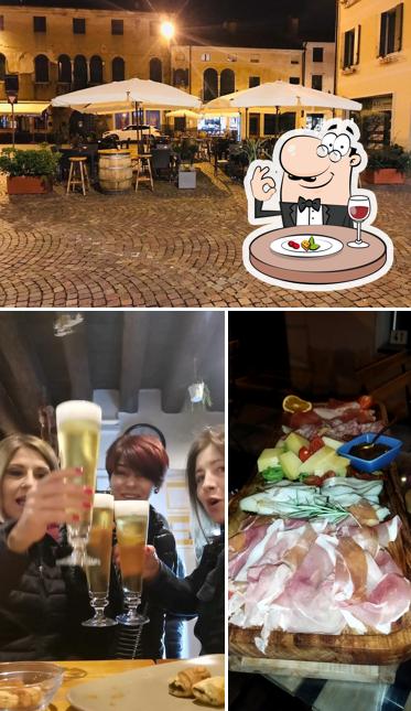 La cibo e esterno del ristorante