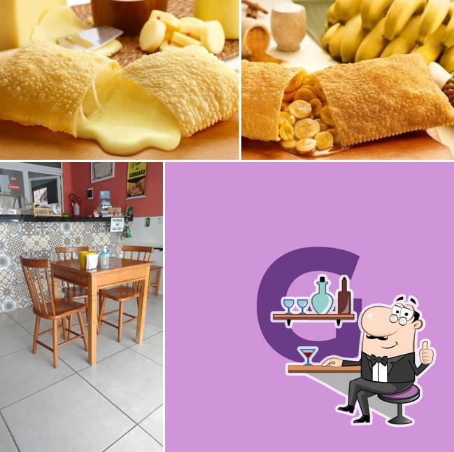 Veja imagens do interior do Gallus Lanchonete e Pastelaria