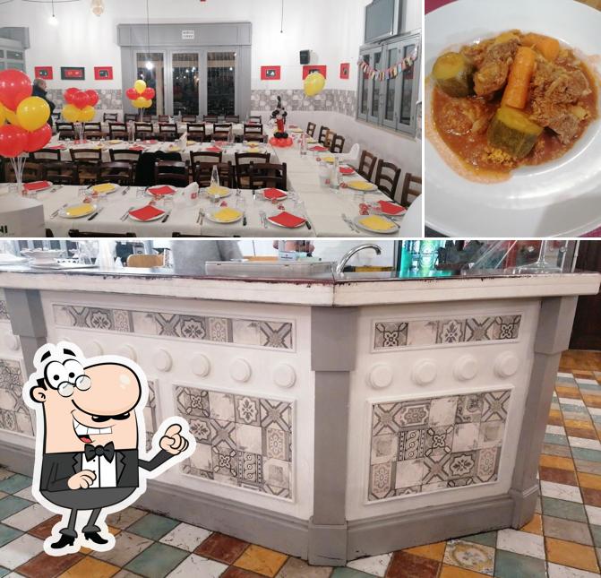 La interni e cibo del ristorante