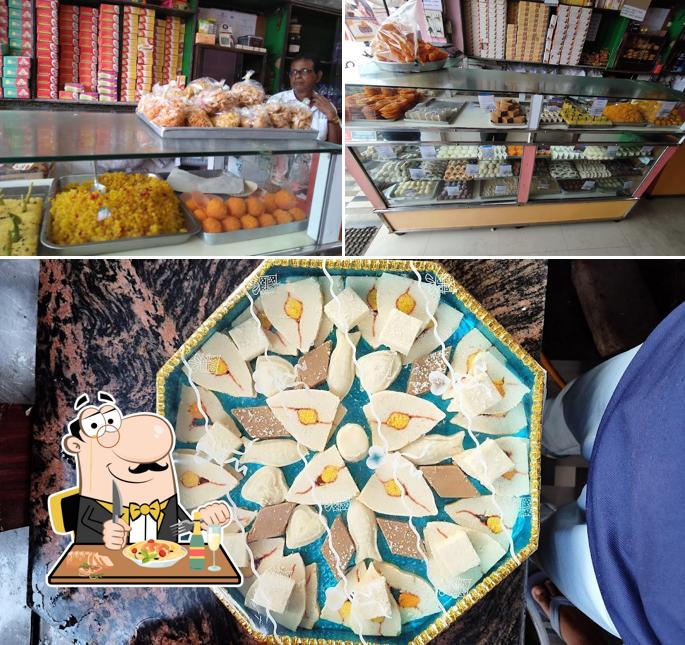 Food at Tara Mistanna Bhander