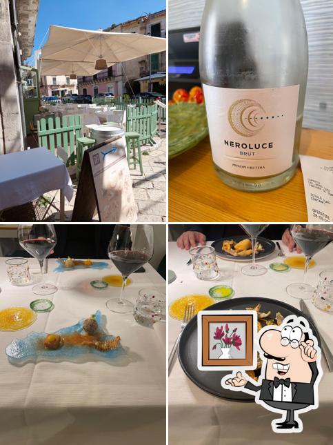 Siediti a un tavolo di Dabbanna-Fichera 7117