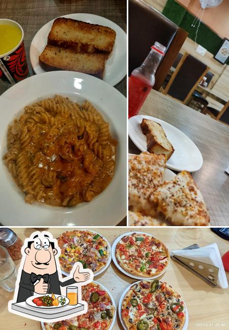 Food at The Oven Pizza