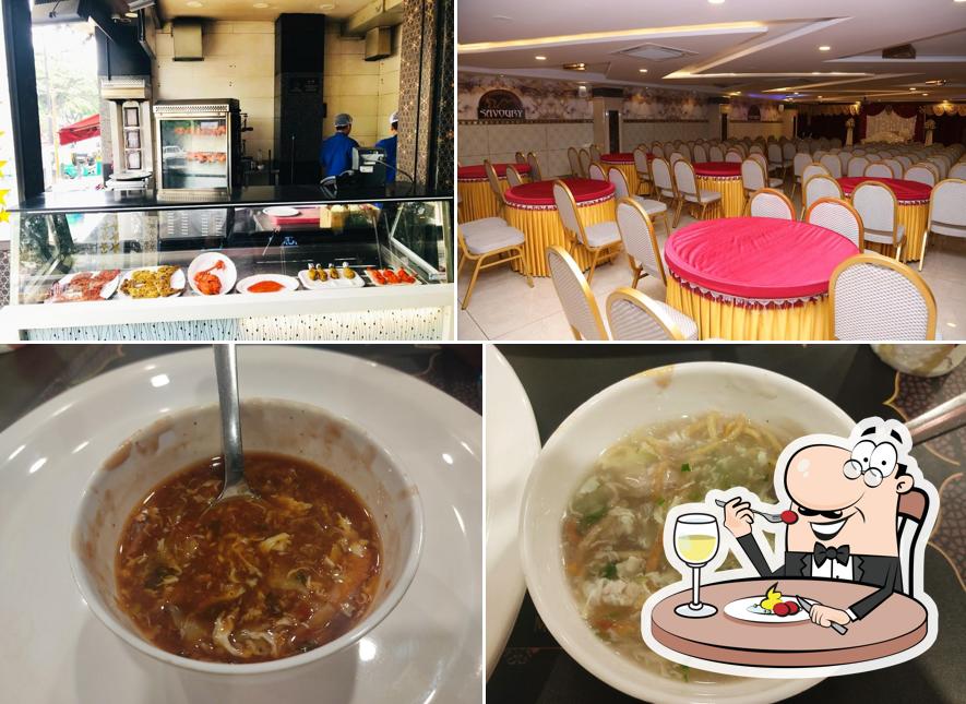 Meals at Savoury Family Residency