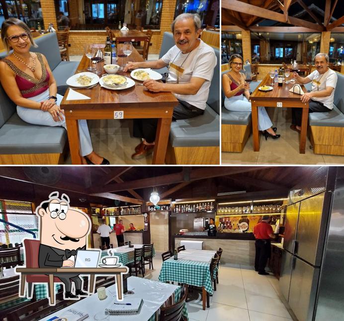 O interior do Restaurante Braseiro