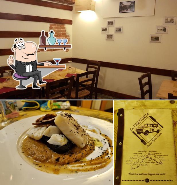 Siediti a un tavolo di La Trattoria