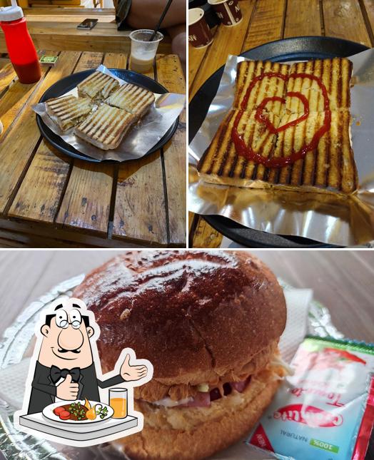 Food at TEA PORT CAFE