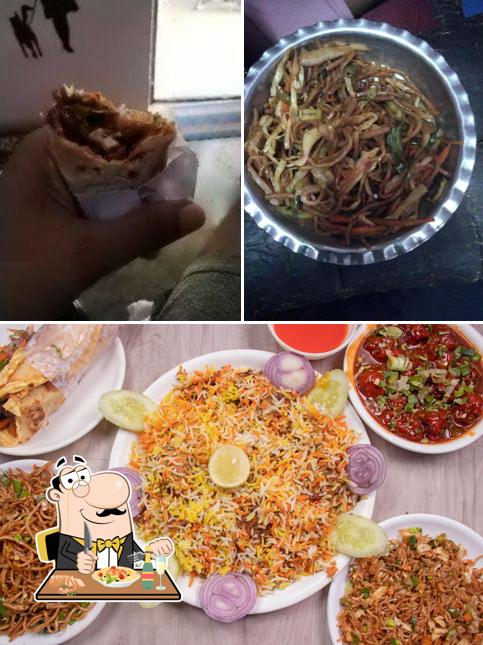 Pad thai at Tani Fast Food