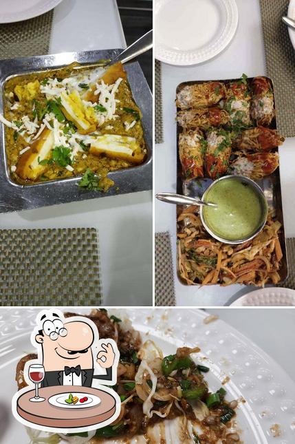 Food at People's Dine