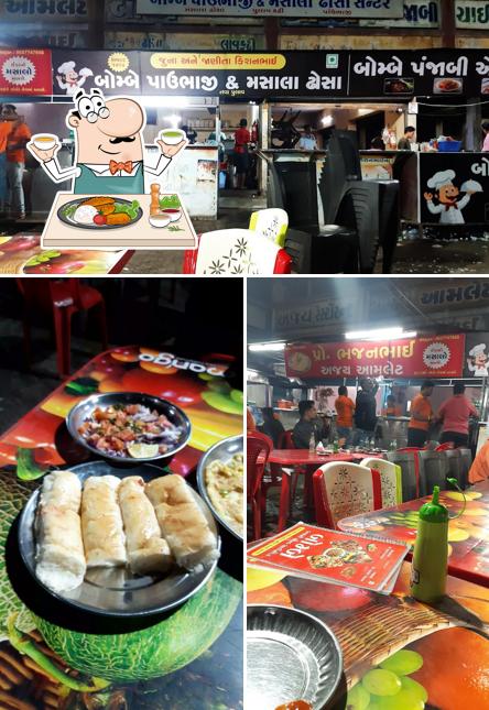 Food at Angel Pavbhaji And Fansi Dhosa