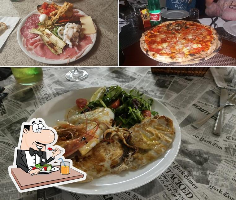 Platti al Ristorante ''Lo Scoglio''