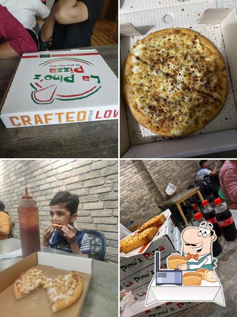 Garlic bread at La Pino'z Pizza