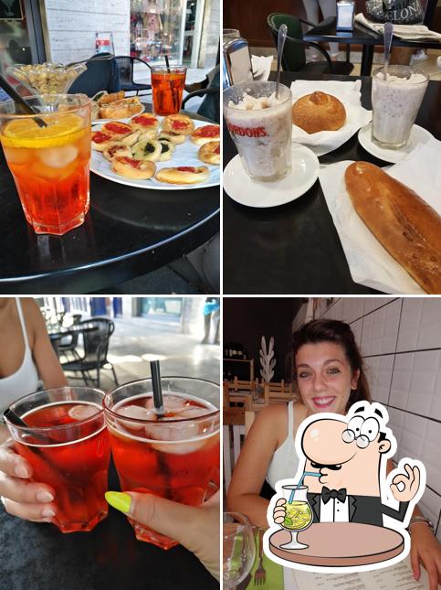 La bevanda e interni del ristorante