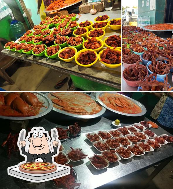 Mathi Akka Fish Stall (மதி அக்கா கடை)