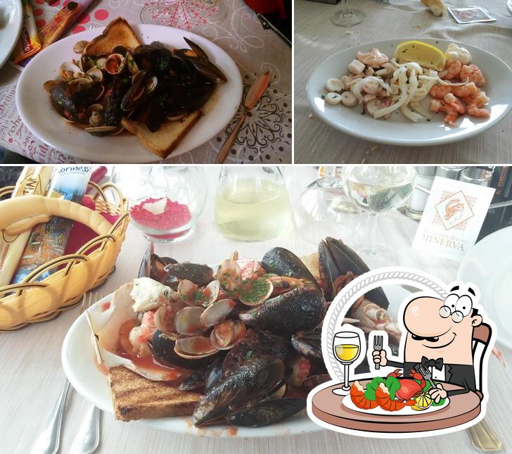 Gli ospiti di Bagno Ristorante Minerva possono gustare diversi piatti di mare