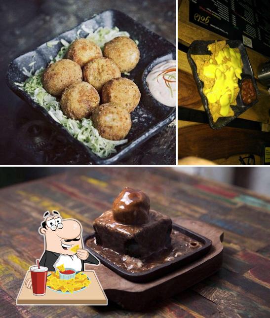 Nachos at @99 bollywood Bar ( all drinks for ₹99 )