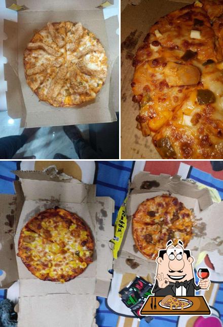 Pick different variants of pizza