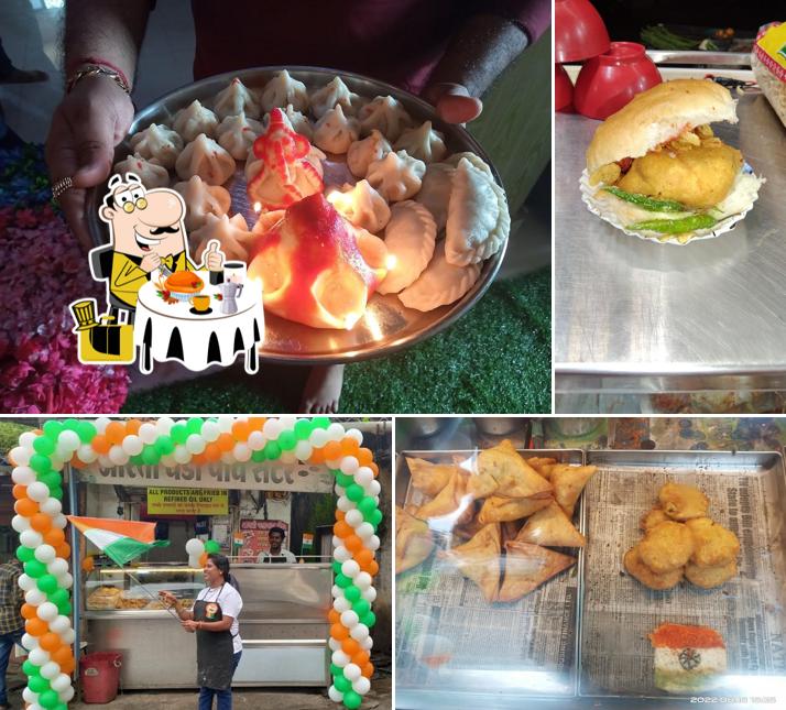 Food at Arti Vada Pav