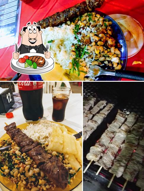 Peça refeições de carne no Espetinho Do Gaúcho