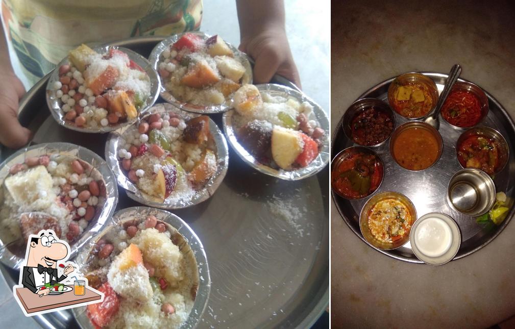 Food at Hotel Satyavijay Kathiawadi