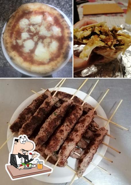 Cibo al Pizzeria kebab il Lione