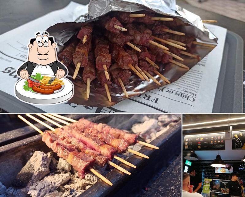 La cibo e interni del ristorante