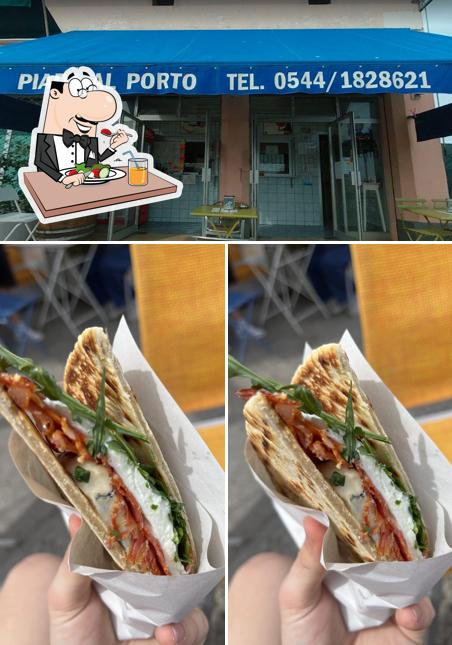 La foto di cibo e interni da Piada al Porto