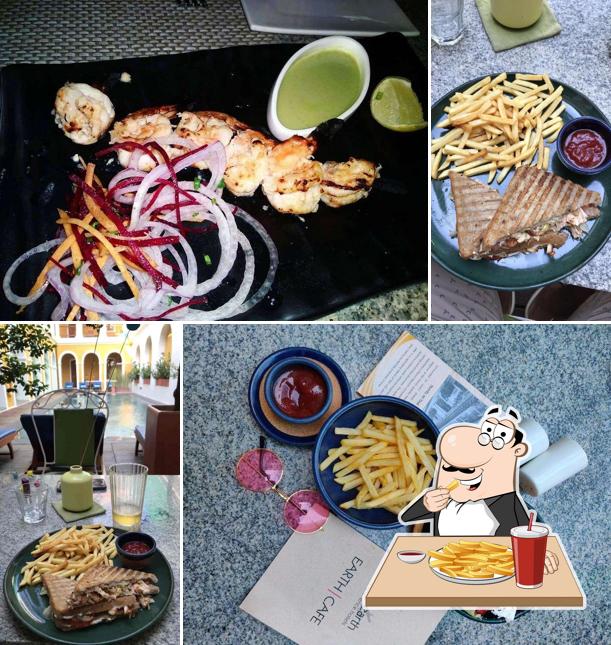 Order fries at Palais de Mahe