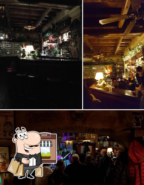 Gli esterni di White Harp Pub