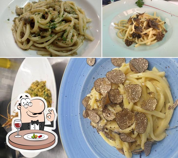 Tagliatelle al Osteria Angolo Masuccio