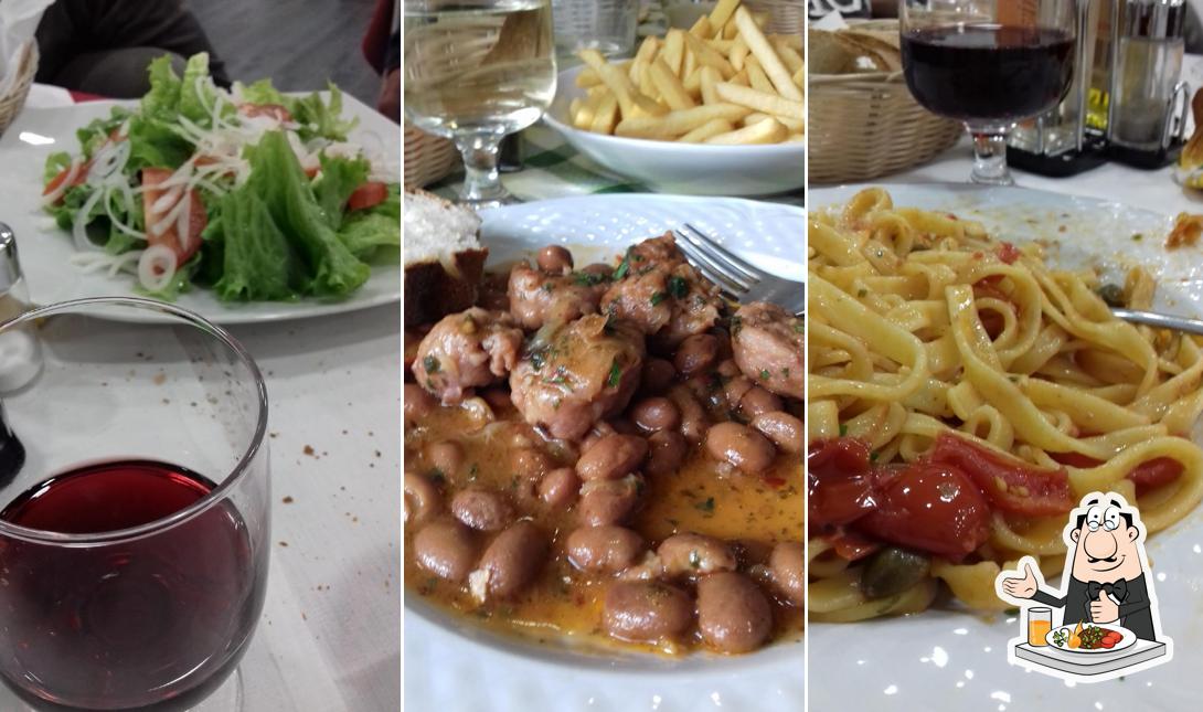 Platti al Pizzeria D'asporto C’è Pizza Per Te
