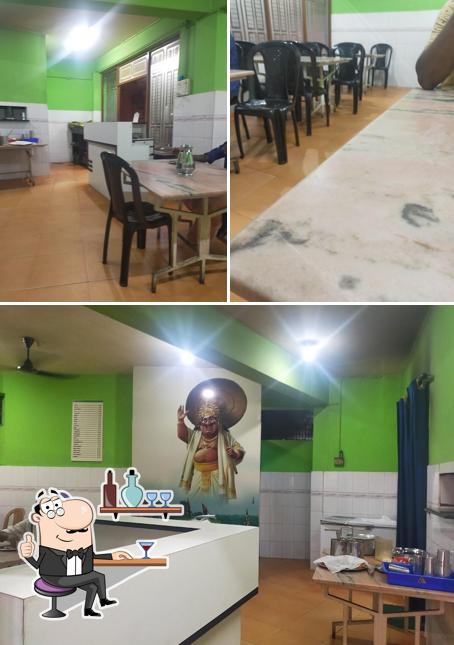 The interior of Sri Durga Hotel (Vegetarian)