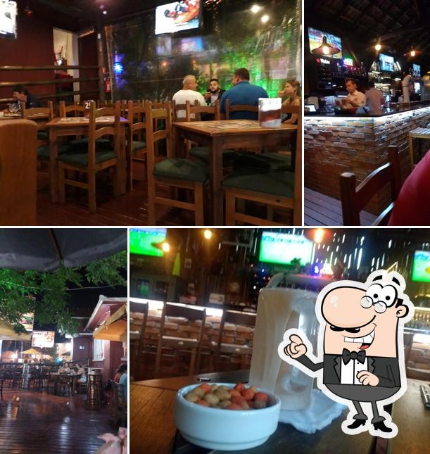 Veja imagens do interior do Escritório Sport Bar