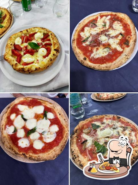 Ordina una pizza a Pizzeria Del Corso