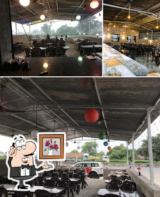 The interior of Anmol Chicken Mamna