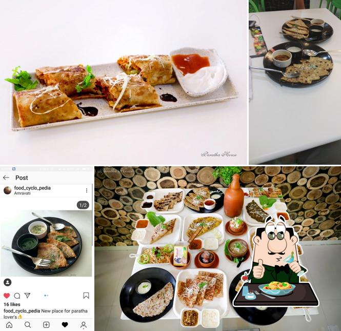 Meals at Deshmukh Paratha House