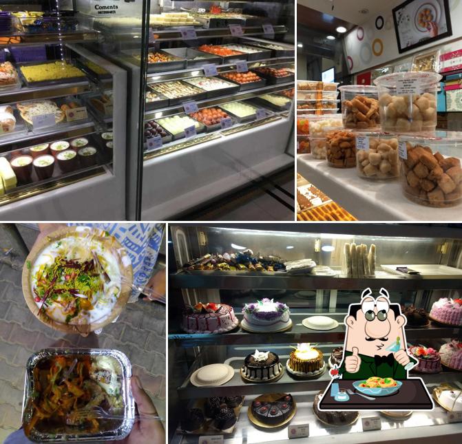 Meals at Guru Nanak Sweets