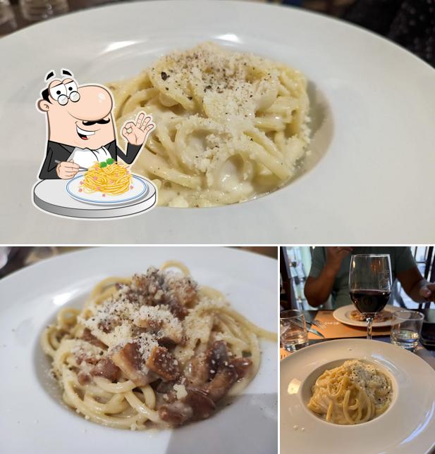Spaghetti alla carbonara al Hostaria I Clementini